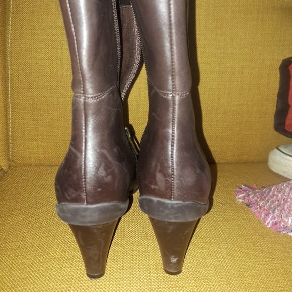 Kenneth Cole Reaction Love Buzz Brown Leather Chelsea Booties Size 7.5 M - Picture 4 of 8